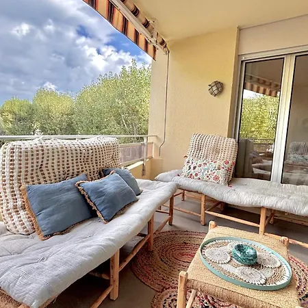 Apartmán Boho, Calme, Piscine & A Pied *