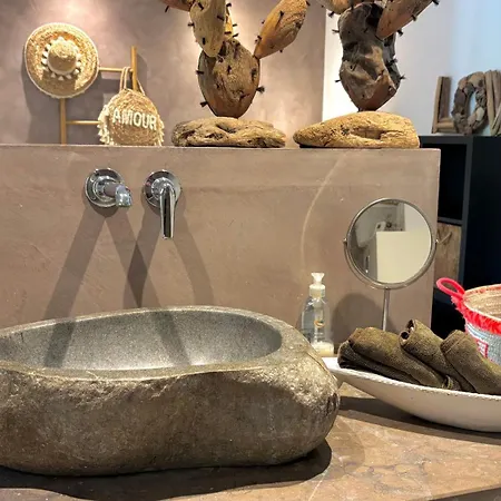 Boho, Calme, Piscine & A Pied Apartamento *